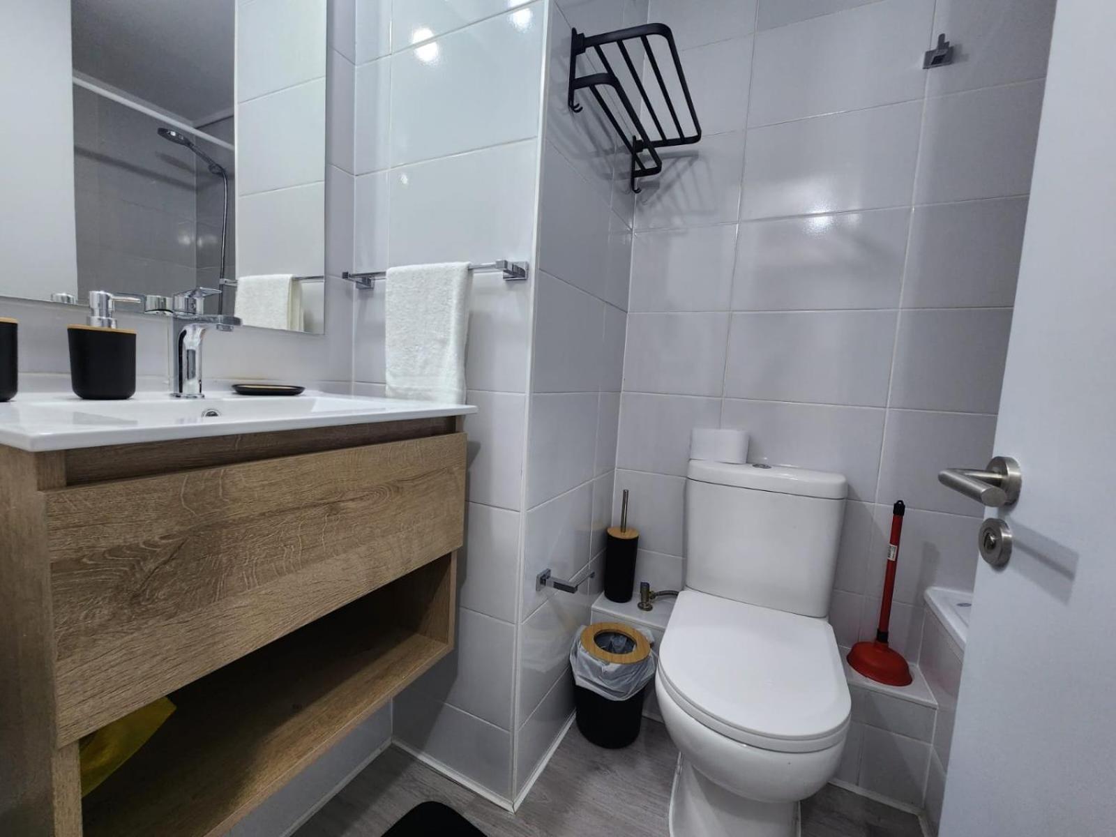 Apartamento Hom I Comodo Y Luminoso Depto 1d1b 2pax En Tocornal